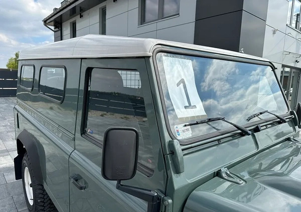 Land Rover Defender cena 89900 przebieg: 240752, rok produkcji 2010 z Tuliszków małe 562